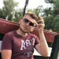 Фото на аватарке Qwertfdsa